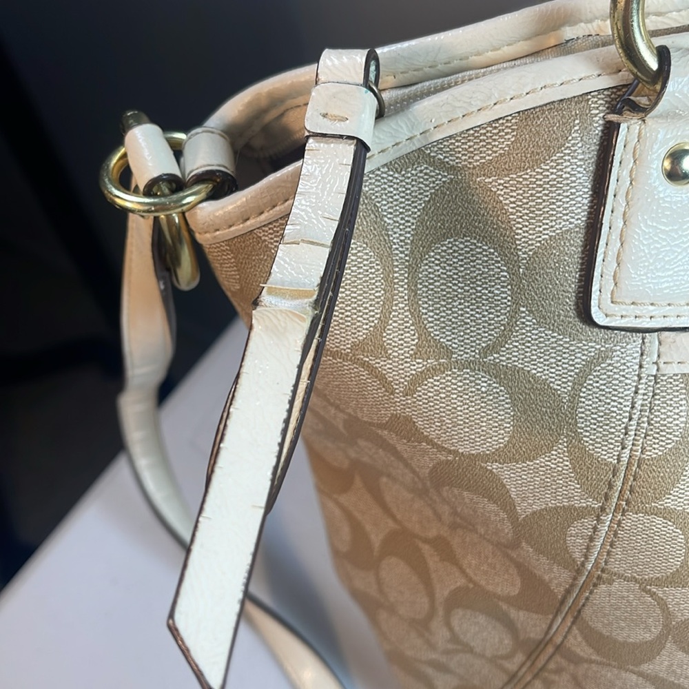 Coach Peyton Signature Pocket Tote & Crossbody Bag – Beige/Khaki F19816 - Picture 14 of 15
